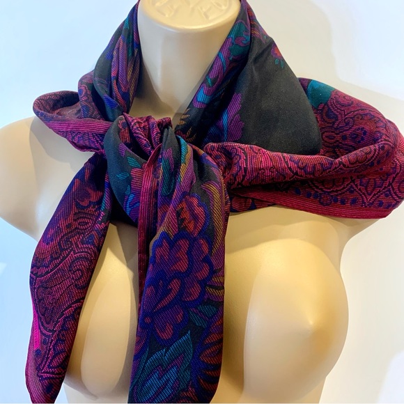 Liz Claiborne Silk Scarf‎ - Picture 2 of 8